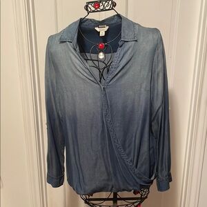 👀👀👀BOGOHO 👀👀👀Cato Ombre Blue Denim Wrap Blouse with Notched Collar—NWOT